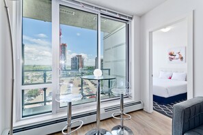 Classic Condo, 2 Bedrooms | 1 bedroom, iron/ironing board, free WiFi, wheelchair access - Suite Digs N3 (Calgary)