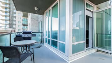 Suite, 2 habitaciones | Balcón