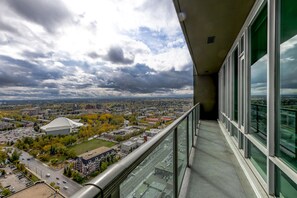 City view - Suite Digs Vetro (Calgary)