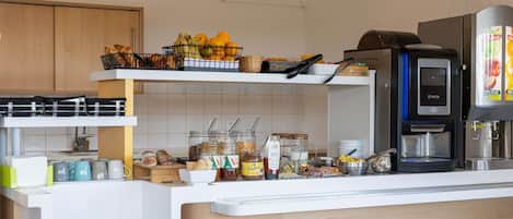 Daily buffet breakfast (EUR 7.50 per person)