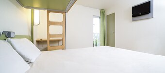 イビス バジェット カーン ノール メモリアル