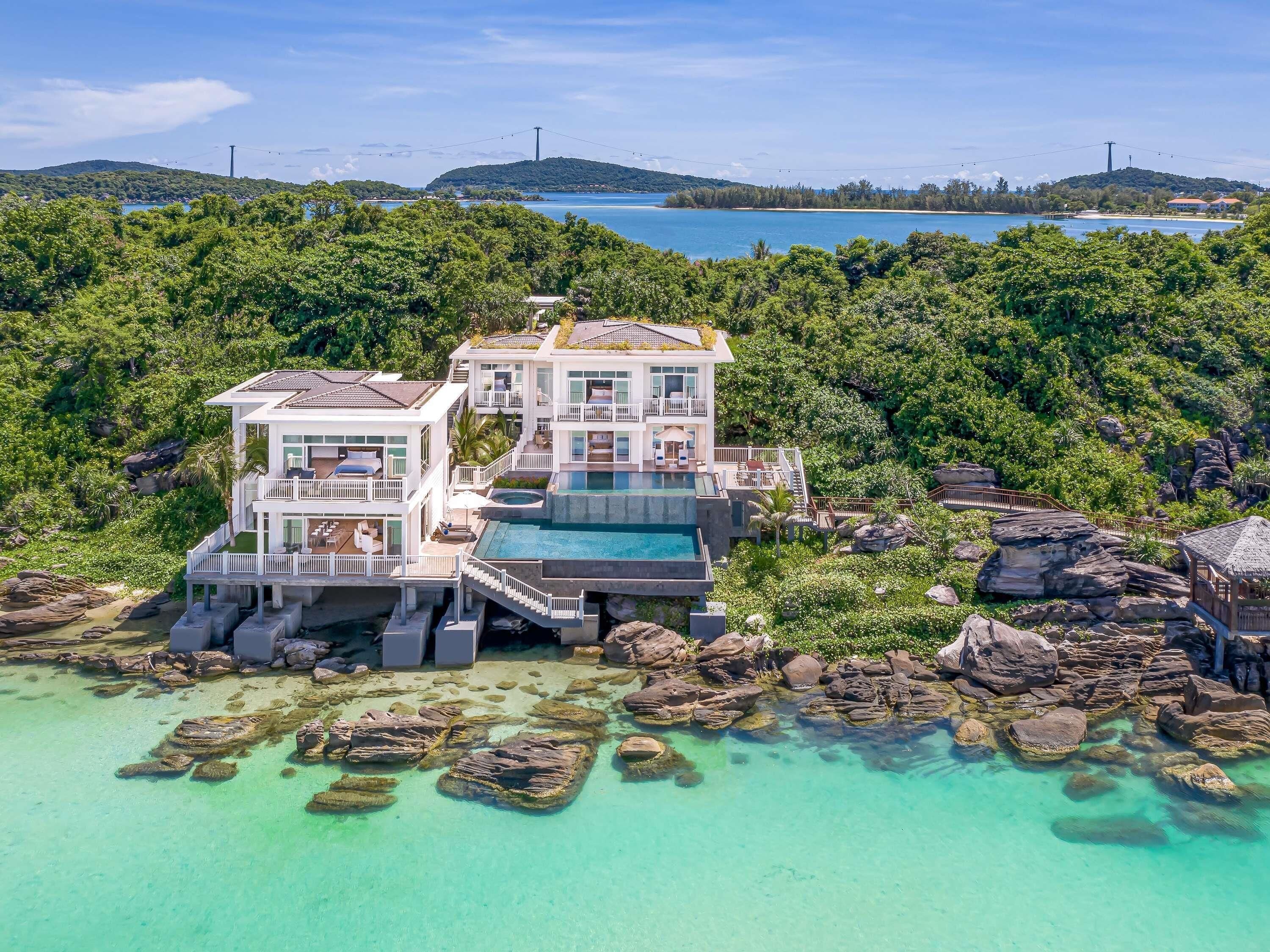 Room, 5 Bedrooms (Water Retreat) | 3 bedrooms, Egyptian cotton sheets, premium bedding, down comforters