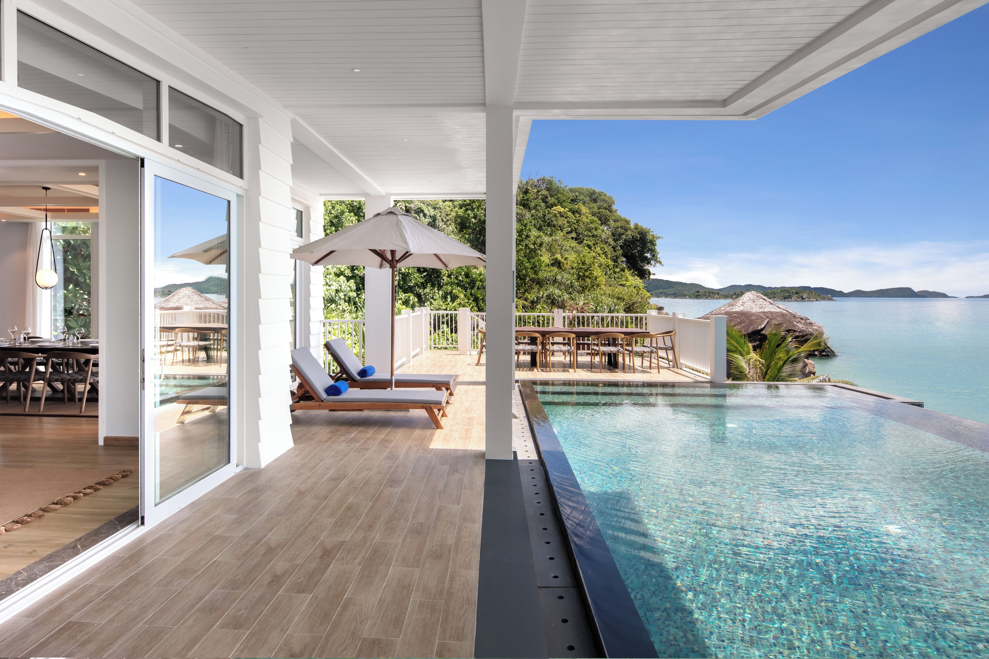 room, 5 bedrooms (water retreat) | terrace/patio