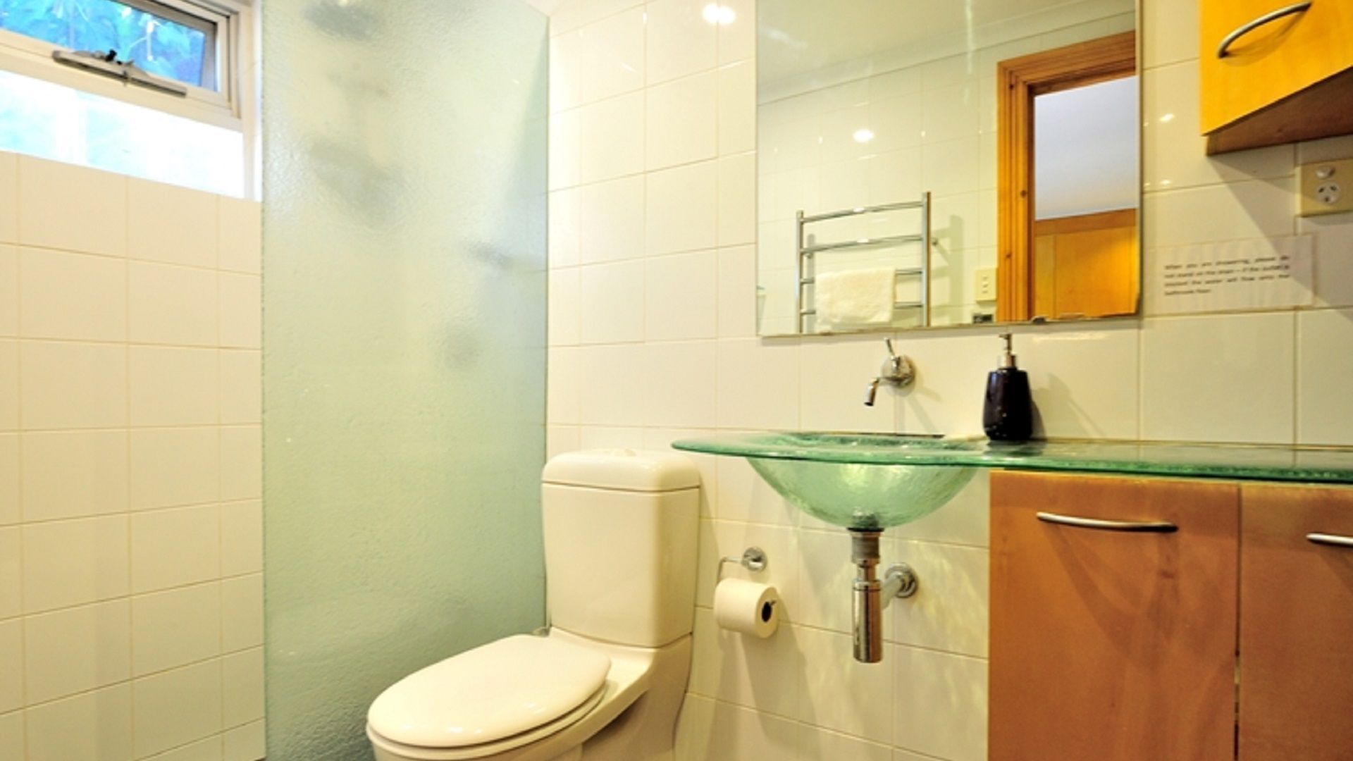 Historic 2 bedroom South Fremantle cottage — image 15