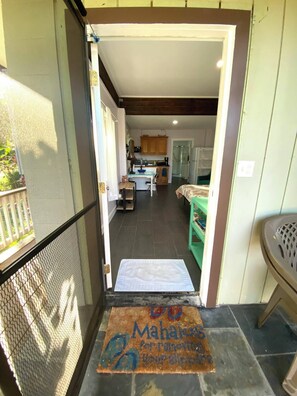 1 habitación, escritorio, tabla de planchar con plancha y wifi gratis 