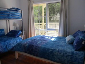 4 soverom, strykejern/-brett, wi-fi (inkludert) og sengetøy