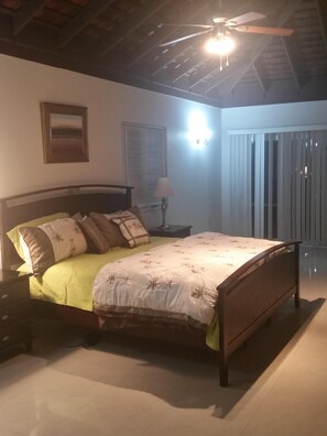 3 chambres, bureau, fer et planche à repasser, Wi-Fi gratuit