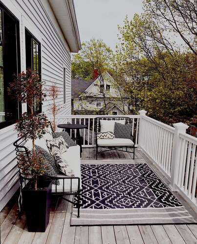 Comfort, space, elegance, history in Bar Harbor village