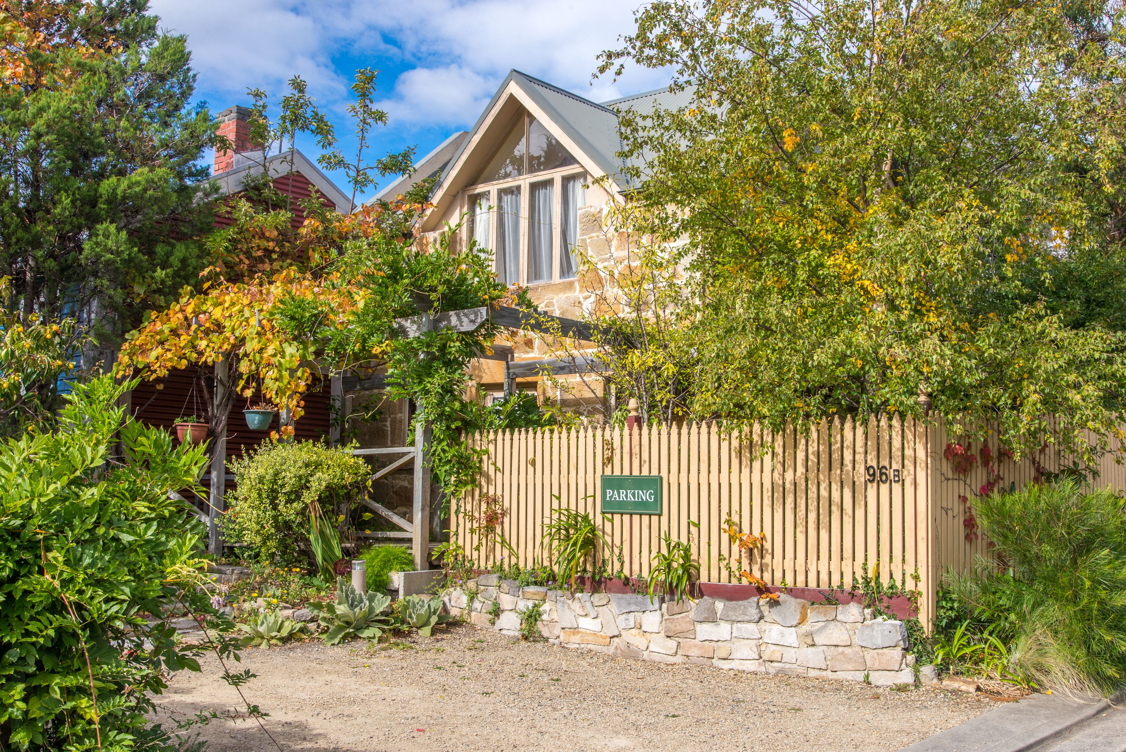 Converted Sandstone Stable  Self-contained studio — image 4