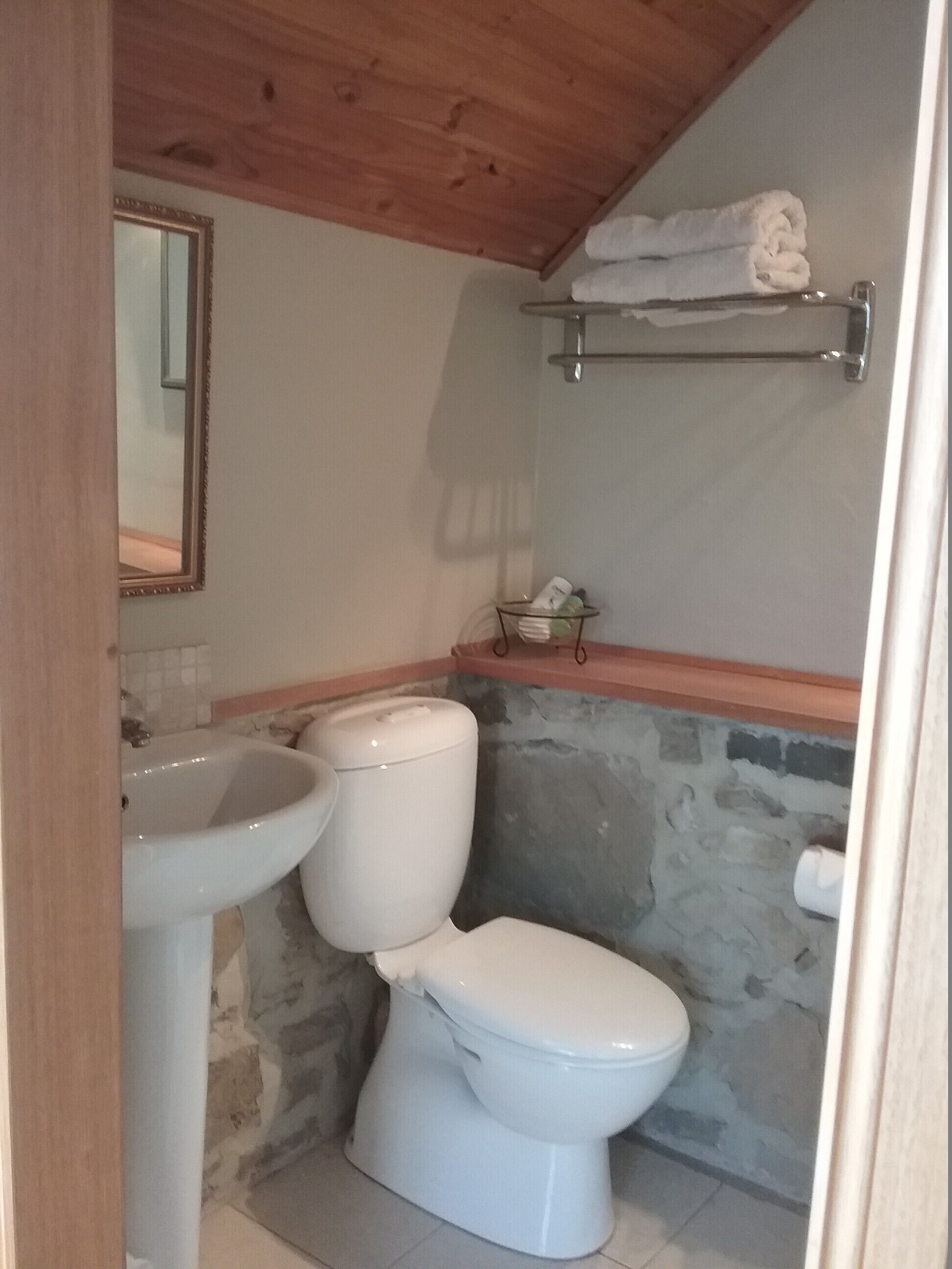 Converted Sandstone Stable  Self-contained studio — image 3