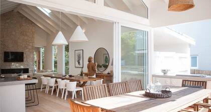 Moso House with Pool, Sauna and Cold Plunge