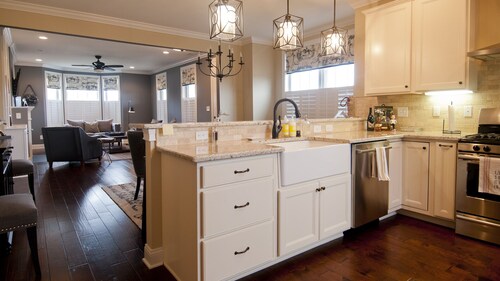 Tyylikäs Equestrian-Teemalla Home minuutin päässä Keeneland, Airport & ravintolat