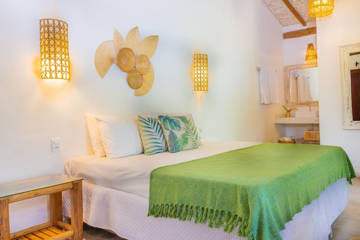 Superior Double Room, Non Smoking, Private Bathroom | Blackout drapes, iron/ironing board, free WiFi, bed sheets
