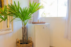 Cortinas blackout, tabla de planchar con plancha y wifi gratis