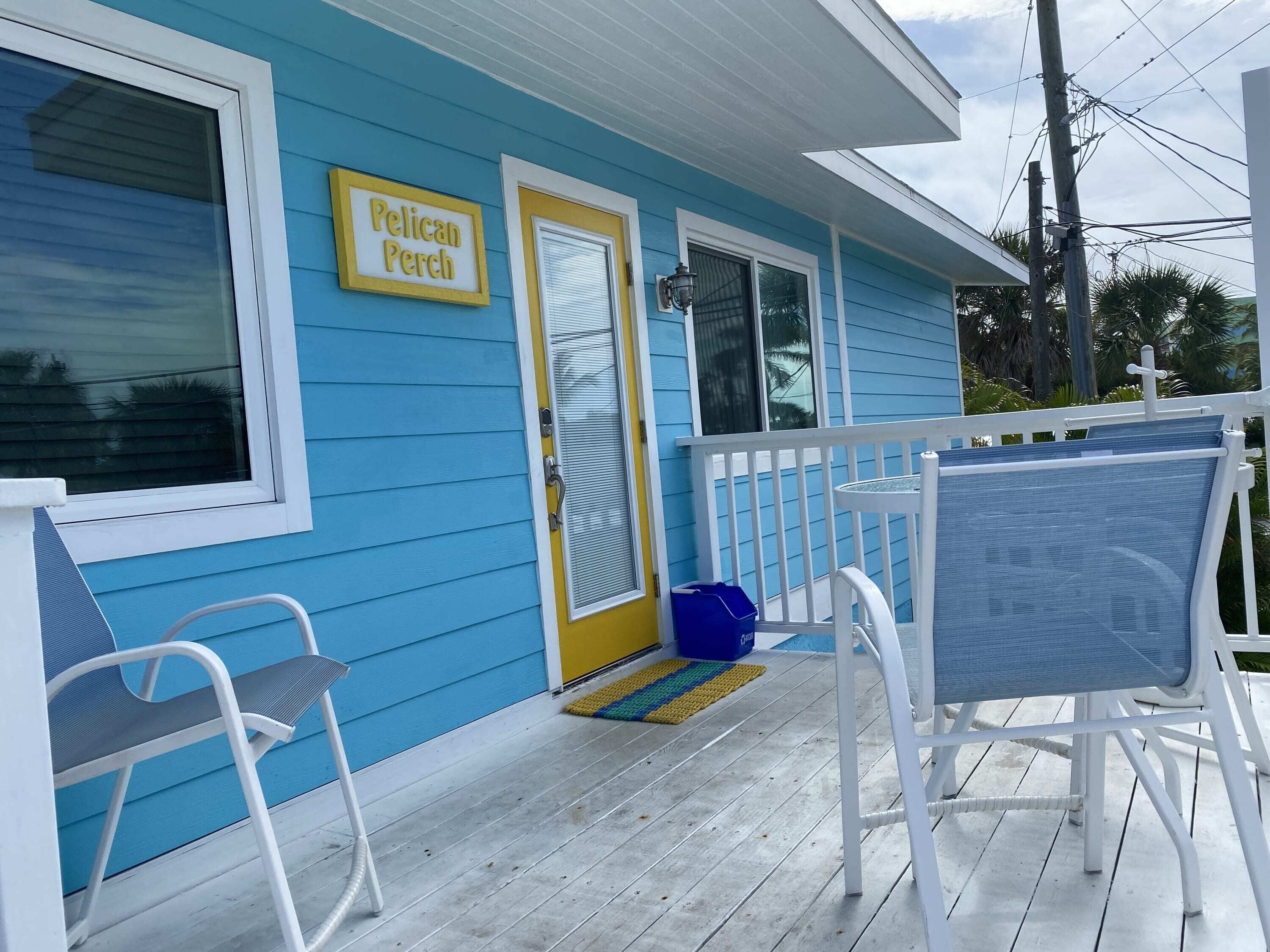 Pelican Perch Retreat...Sun, Sand & Steps to Stump Pass...Kayaks, SUP's, & Bikes