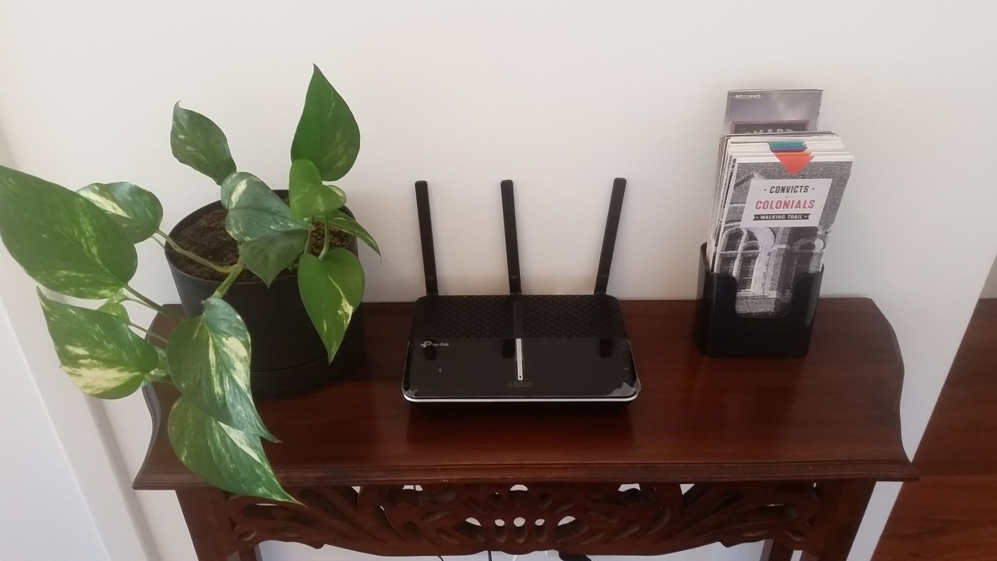 3 bedroom family friendly spacious home with parking and WIFI — image 15