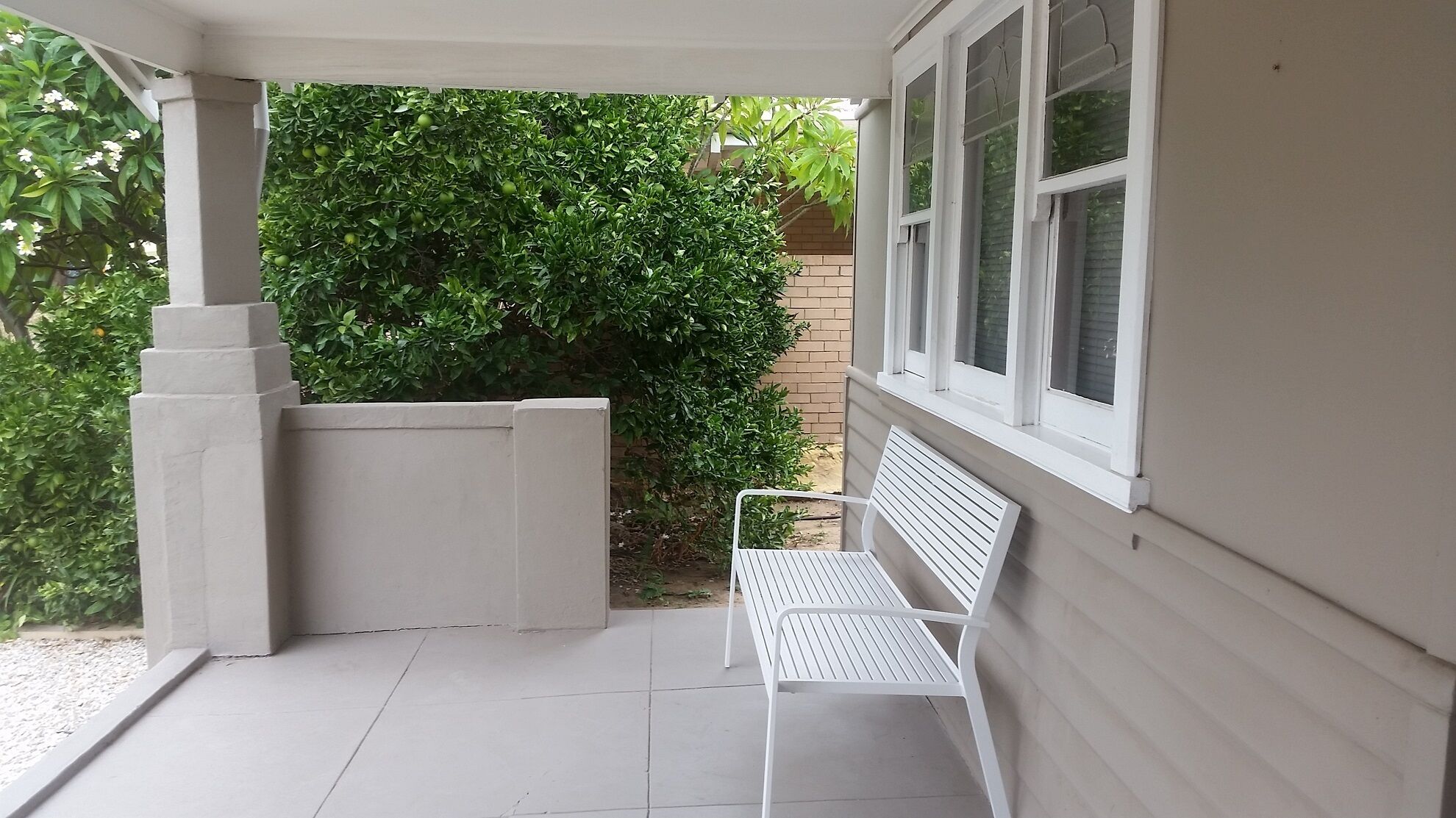 3 bedroom family friendly spacious home with parking and WIFI — image 3