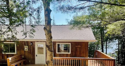 Wolfe Lake Cottage - Nipissing, Ontario, Kanada