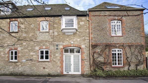 Exterior - The Leat at Wynyard Mill - Malmesbury, Cotswolds (Malmesbury)