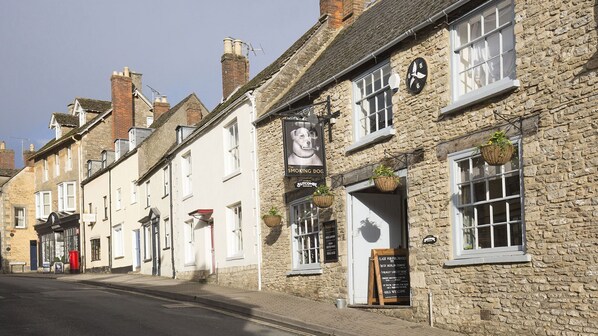 Exterior - The Leat at Wynyard Mill - Malmesbury, Cotswolds (Malmesbury)