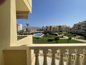 Property grounds - Good apartment ideal for families very close to the sandy beach (Denia)