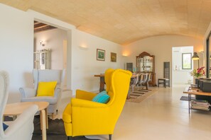 Interior - VILLA PINS - Villa with private pool in Portocolom. Free WiFi (Portocolom)