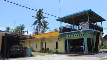 واجهة المنشأة