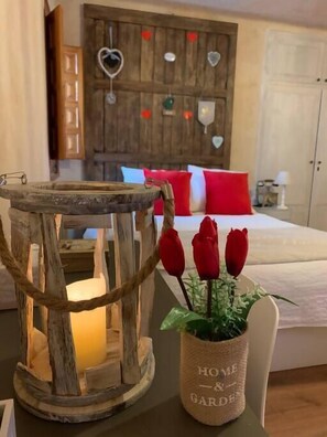 2 chambres, fer et planche à repasser, lit parapluie, Wi-Fi gratuit