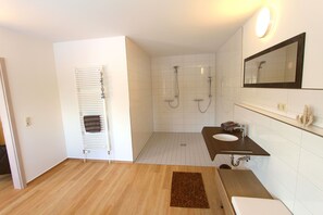Shower, toilet paper