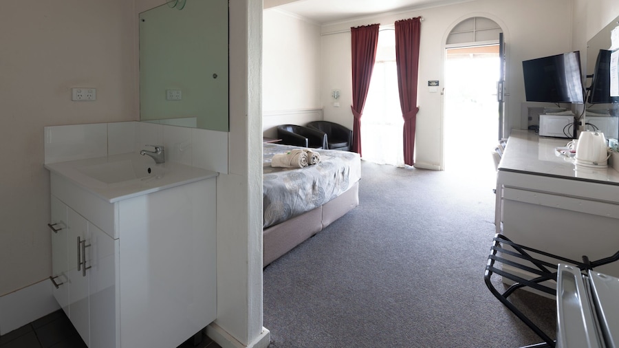 The Argent Motel