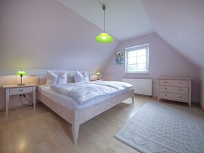 2 室のベッドルーム、WiFi、ベッドシーツ