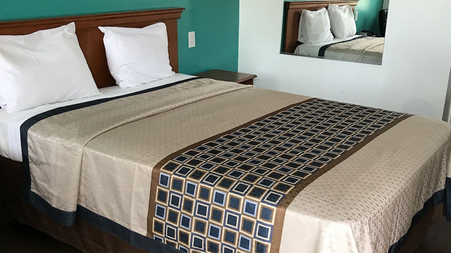Scottish Inns Long Beach