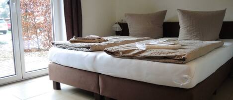 1 chambre, coffres-forts dans les chambres, bureau, Wi-Fi