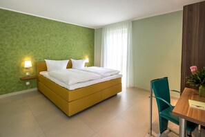 2 bedrooms, in-room safe, desk, travel cot - VILLA MON BIJOU / Luxury Ground Floor Apartment - VILLA MON BIJOU / Luxury Ground Floor Apartment (Göhren-Lebbin)