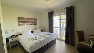 1 bedroom, in-room safe, desk, WiFi