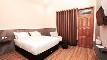 Deluxe Double Room | Desk, free WiFi
