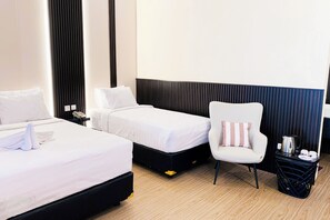 Executive Triple Room | Terrace/patio