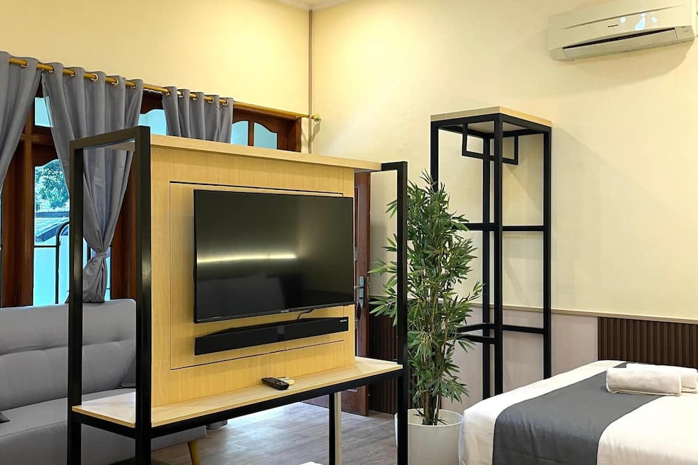 Berlian Abadi Hotel By Sinergi