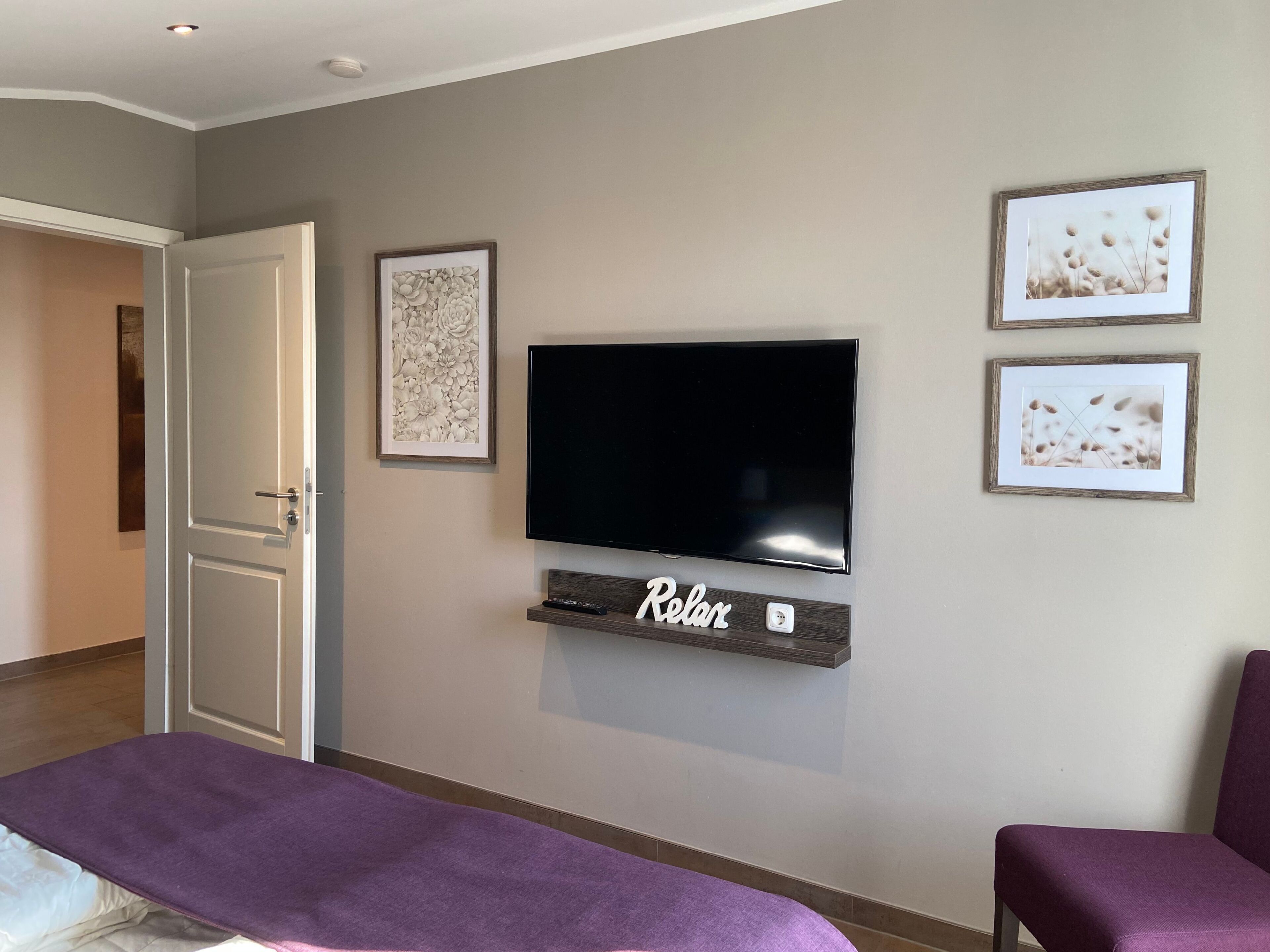 2 bedrooms, in-room safe, travel crib, WiFi