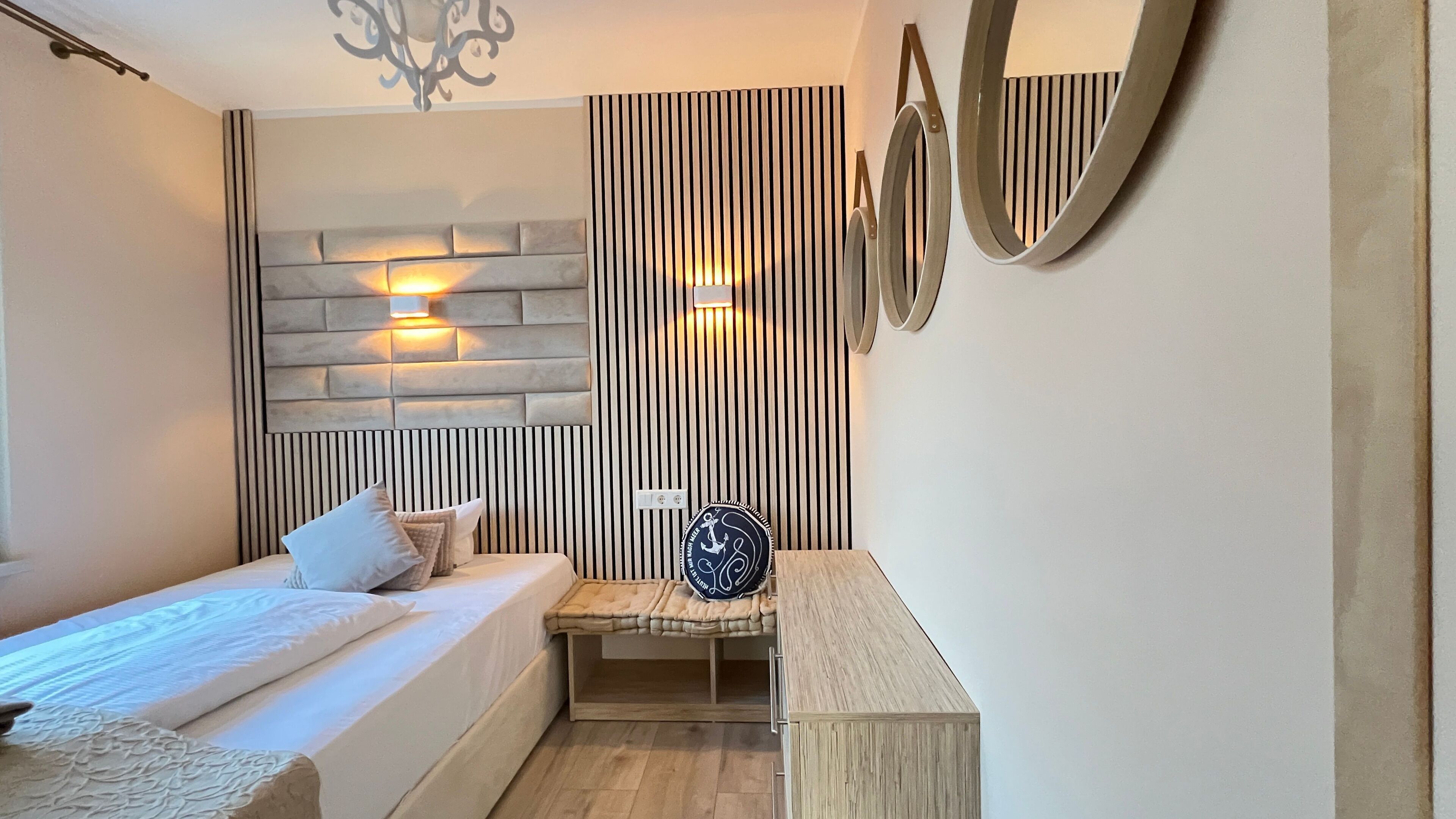 2 bedrooms, iron/ironing board, travel cot, WiFi