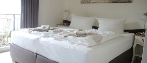 1 bedroom, in-room safe, desk, WiFi