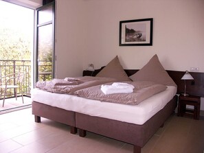 1 chambre, coffres-forts dans les chambres, bureau, Wi-Fi