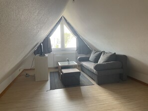 Unclassified image, 2 of 26, button