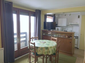 Dining - Cozy studio 4 pers, slopeside, Peyragudes (Peyragudes)