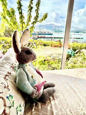 Sea and Bay views in style - Boatique House | Living area - Lyttelton Boatique House (Christchurch)