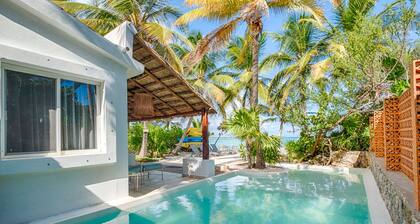 Beachfront villa perfect for a family in the gated community of South Akumal.