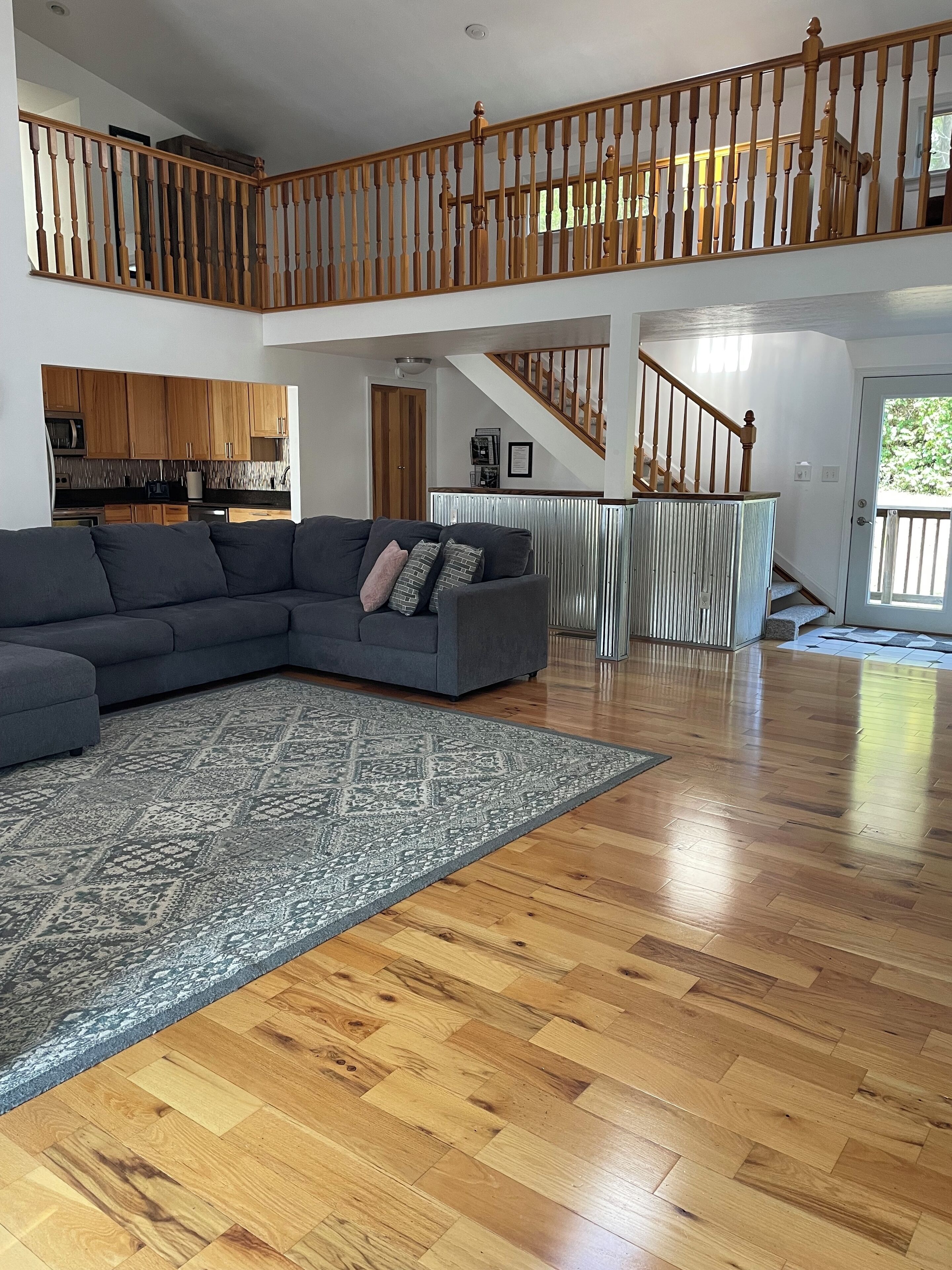 Smart TV, fireplace, DVD player, ping pong