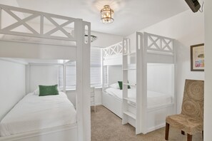 5 Schlafzimmer, Bügeleisen/Bügelbrett, kostenloses WLAN, Bettwäsche