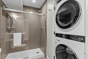 Shower, hair dryer, towels, toilet paper - Luxury Condo- Contemporary Oceanfront-Complete Remodel  Keyless Checkin-RR Host (Carolina Beach)