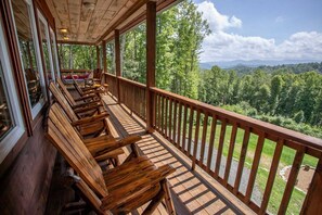 Property grounds - Private 7-Acre Sanctuary: Long-Range Views, Hot Tub & Game Room (Vilas)